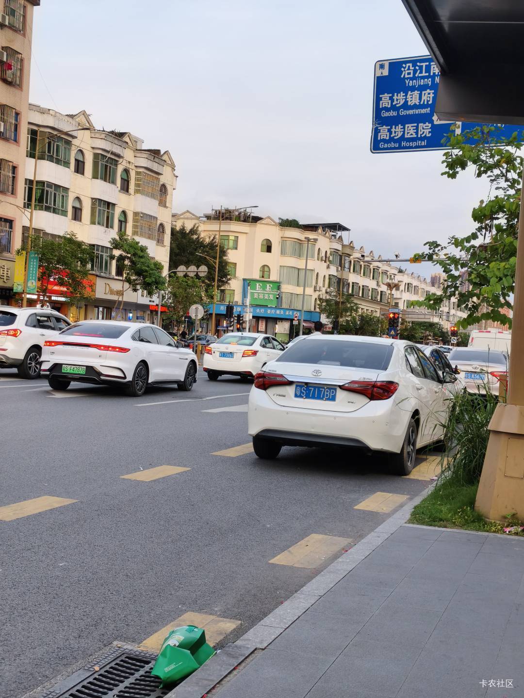 下岭贝百花超市没什么挂b老哥了？，之前天热有不少大神，超市把空调开的太热了，挂b老66 / 作者:斗篷 / 