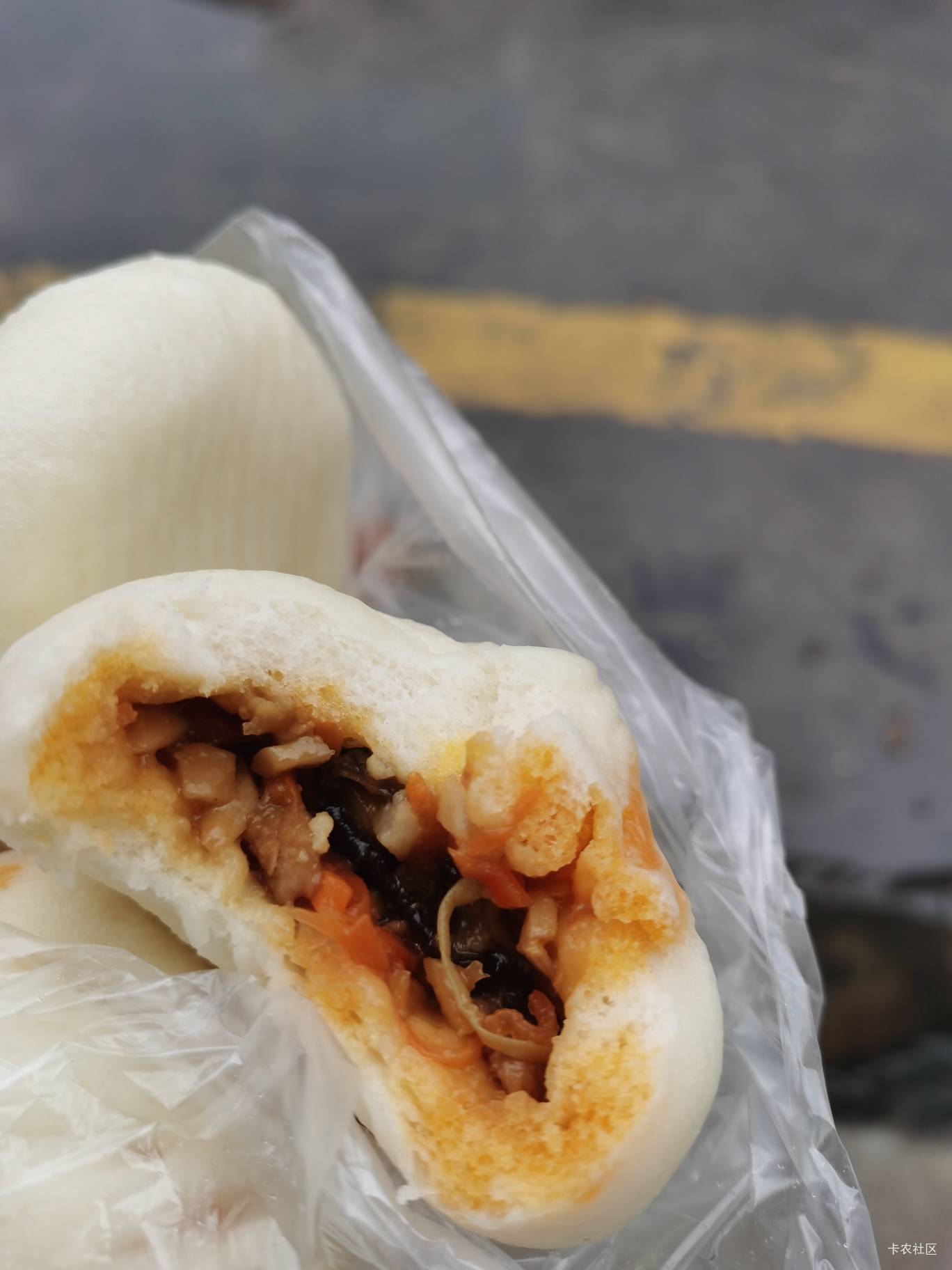 吃了饭了老哥们一块五一个鱼香肉丝.

87 / 作者:梦想当村长 / 