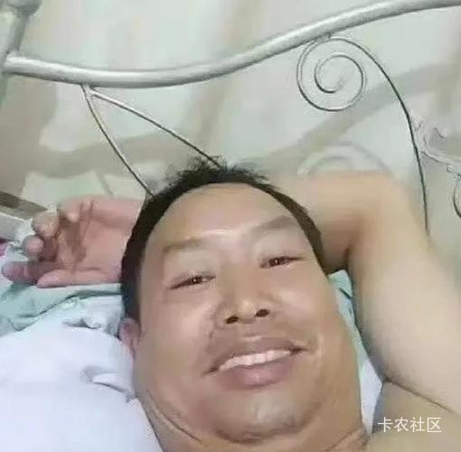 没毛好绝望好想哭

96 / 作者:扛不住了老哥们 / 