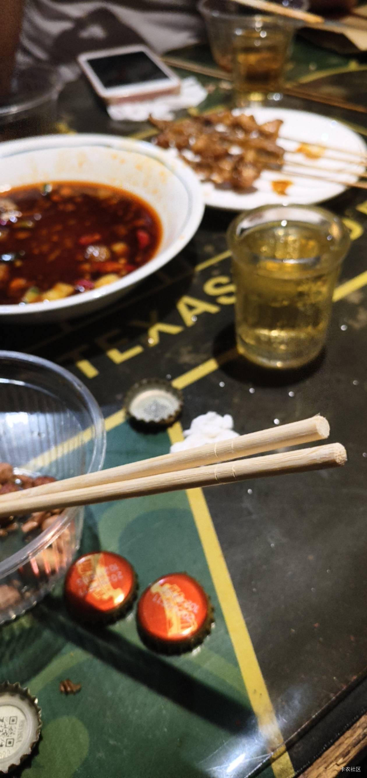 以前喝酒我是快乐的，现在有点难受。

15 / 作者:庸人自扰啊666 / 