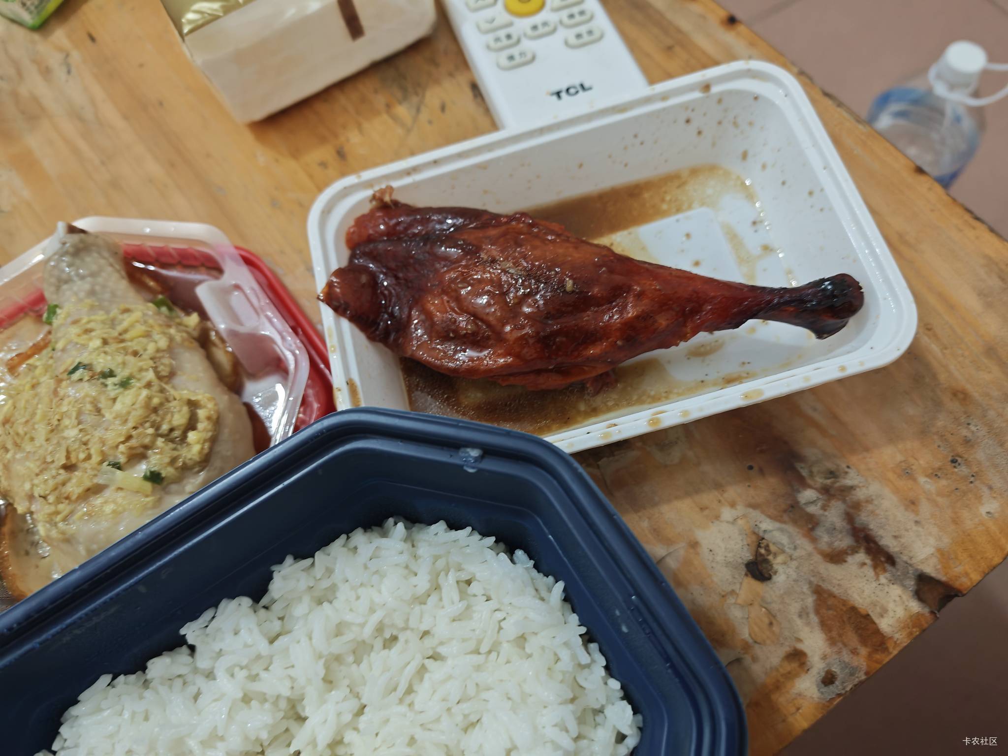 挂壁生活真的好啊 天天吃的满嘴巴流油 去进厂的智商都很低


92 / 作者:咕无天 / 