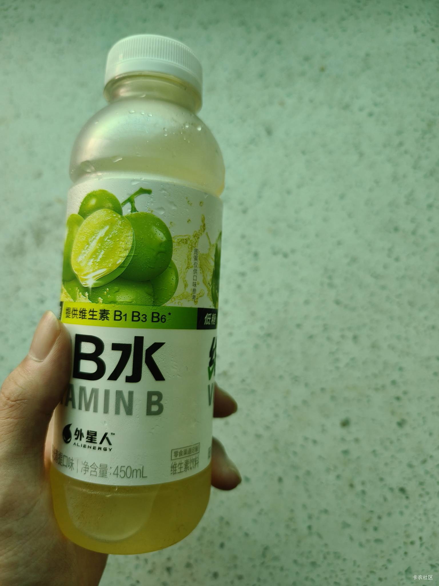 外星人的新品,这么逆天的吗 

88 / 作者:Zrn章若楠 / 