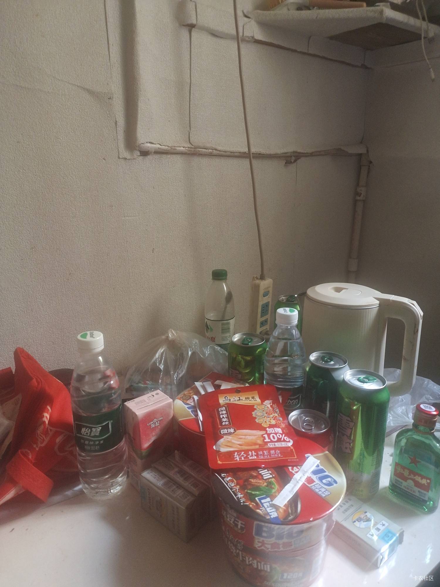 下一堆广子搞十几块，是真不爆啊，没有新微信号了，搞笑的是有一个广子之前十块竟然提33 / 作者:漂流的人生@ / 