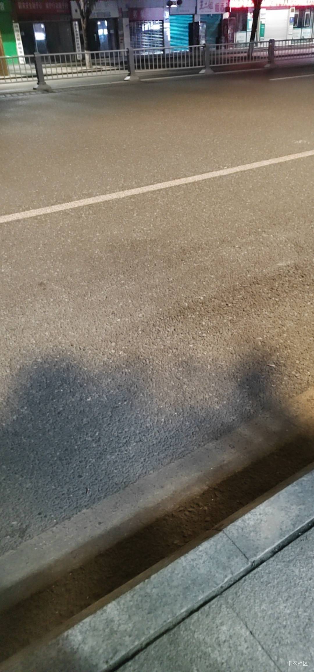 挂壁路边了怎么搞啊

9 / 作者:可8885 / 
