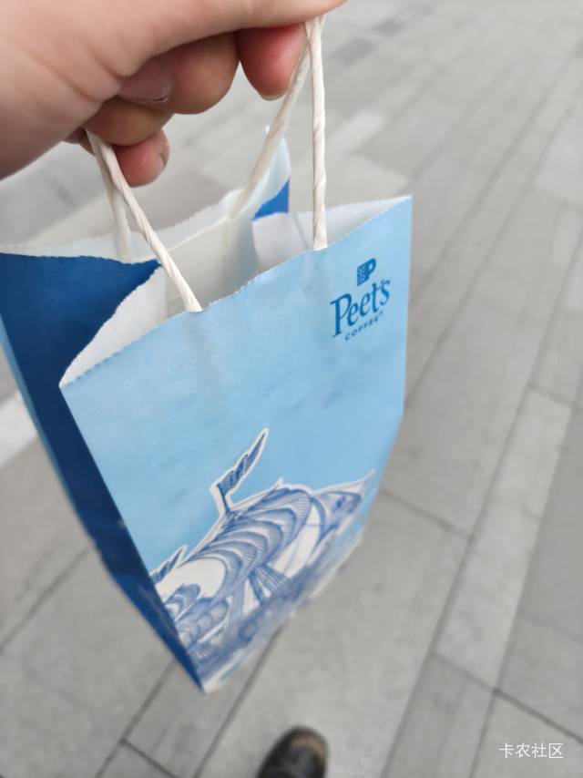 H夏一类拿下，随便喝一杯皮爷


98 / 作者:小小搬运工手慢无 / 