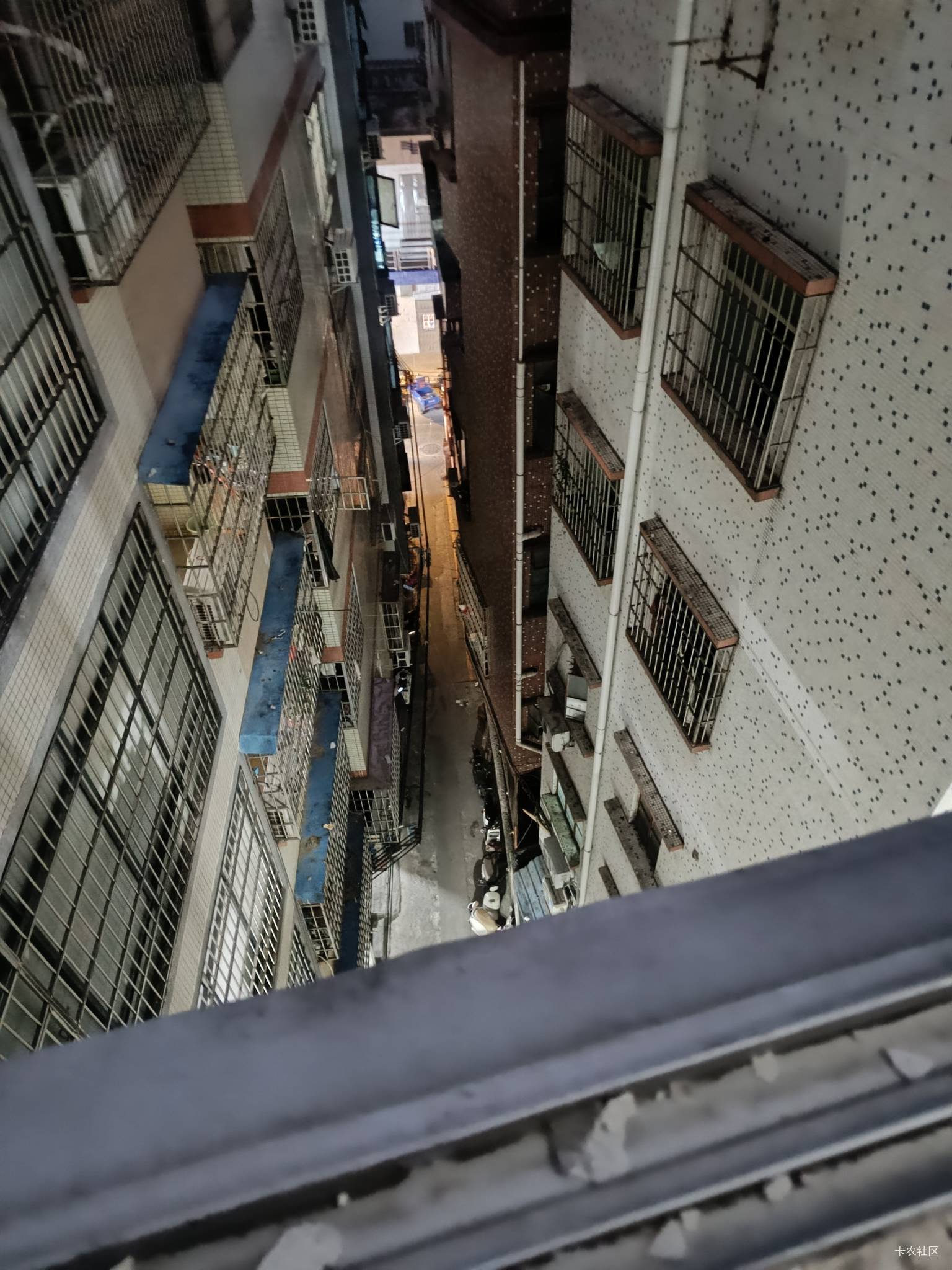 广州白云长红好像有点冷

57 / 作者:北部湾银行 / 